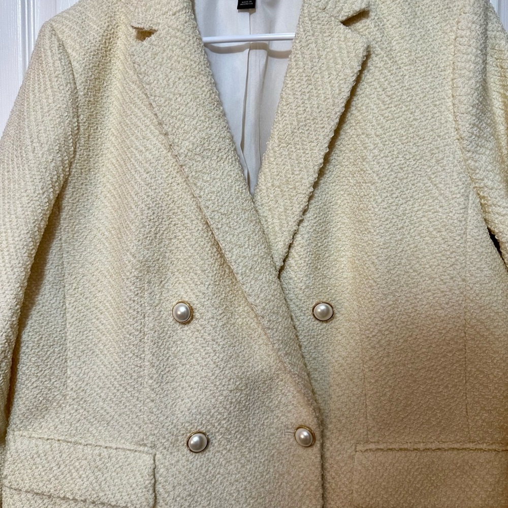 Ann Taylor Size 14 Cream Textured Women's Shacket/Blazer With Pearl Buttons - Picture 5 of 6